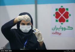 آغاز واکسیناسیون کرونا ویژه سالمندان بالای ۶۰ سال در راور/ واکسن ایرانی نیز در شهرستان موجود و قابل تزریق است