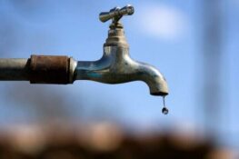 احتمال جیره بندی آب در صورت رعایت نکردن میزان مصرف/ کاهش فشار شبکه از ساعت ۲۳ لغایت ۵ بامداد در راور و روستاهای حومه