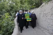 گزارش تصویری حضور خادمین و پرچم متبرک رضوی در شهر باب‌الرضا راور (۵۲عکس)