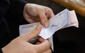 آیا مستمری همسر فوت شده، بعد از ازدواجِ مجدد، قطع می‌شود؟